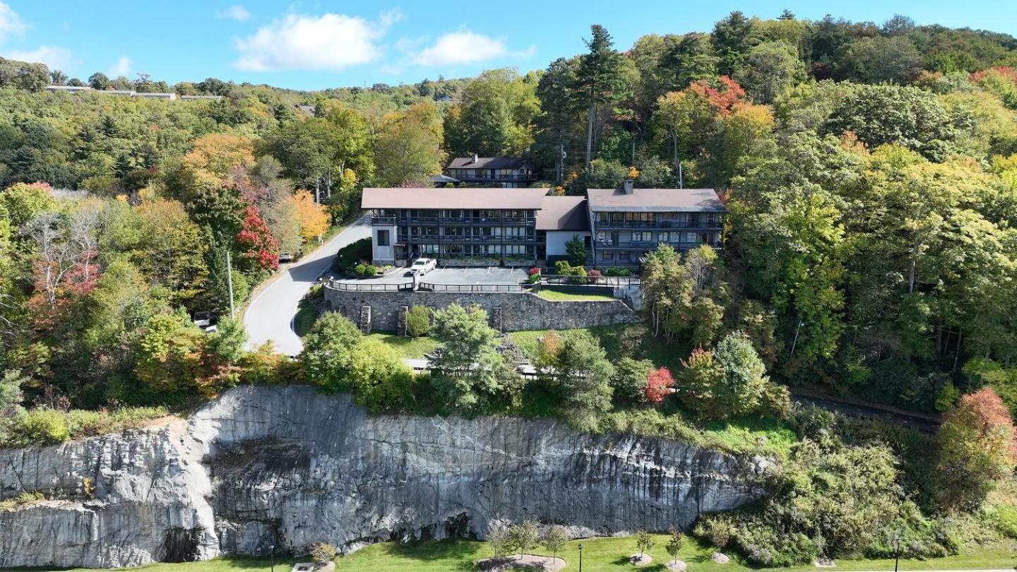 Cliff Dwellers Inn Blowing Rock Exteriör bild